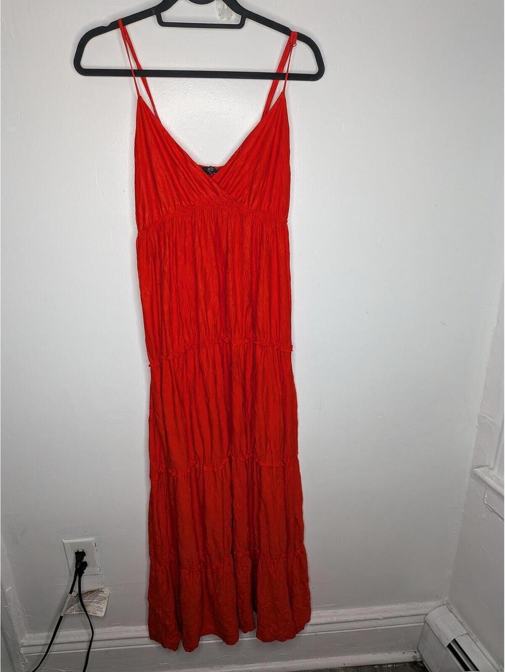 Bershka Dress Womens L Red Crinkle V Neck Tiered Maxi Sundress Strappy